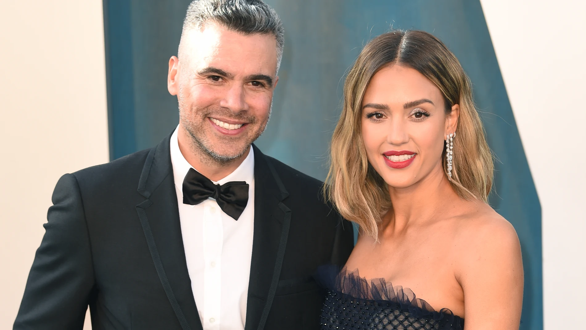 Jessica Alba y Cash Warren ponen fin a dos décadas de amor y construcción familiar