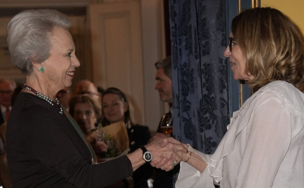 El rey Federico y la reina Maria asisten a la recepcion de despedida de Lene Balleby 04 1024x635 - La Familia Real danesa rinde homenaje a Lene Balleby en su emotiva despedida